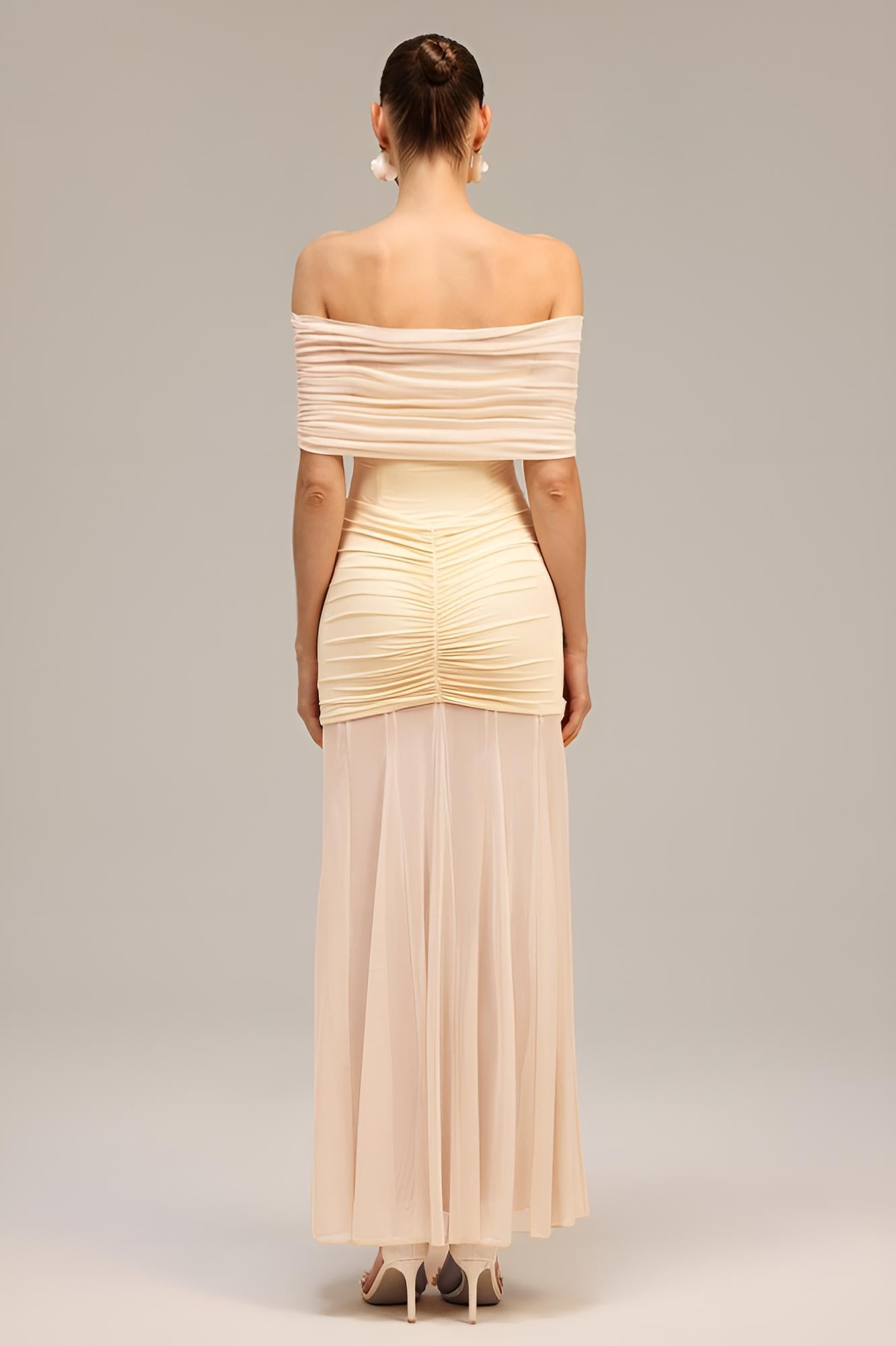 Omuz Açık Pileli Maksi Elbise