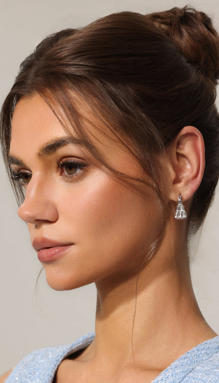 Delisy Taş ve İnci Detaylı Küpeler