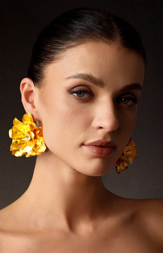 Vercia Metal Çiçek Taşlı Küpeler