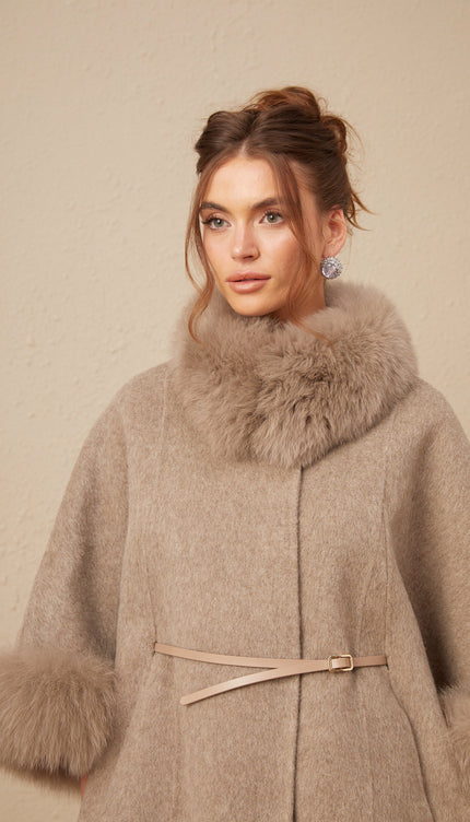 Chloris Yünlü Kürk Kuşaklı Kapüşonlu Kaban