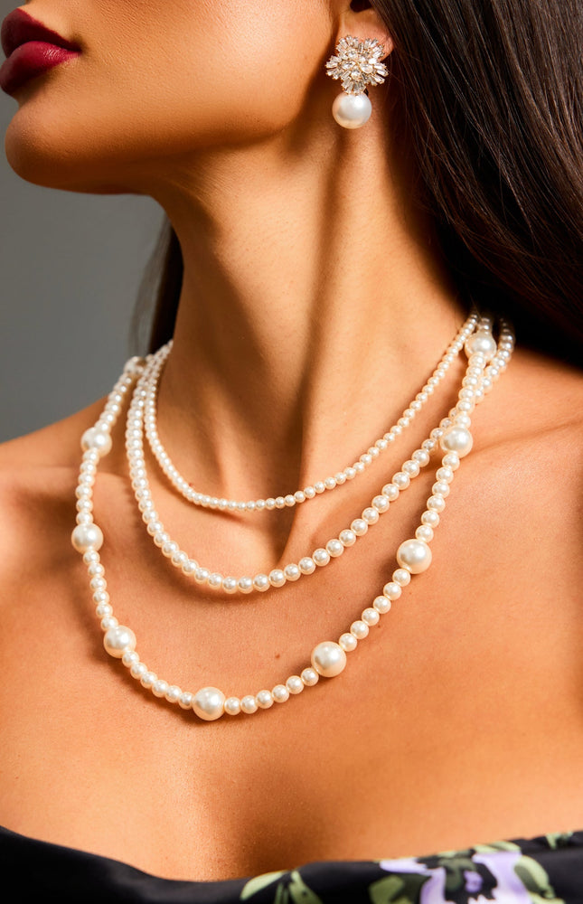 Zaha İnci ve Taş Detaylı Küpe