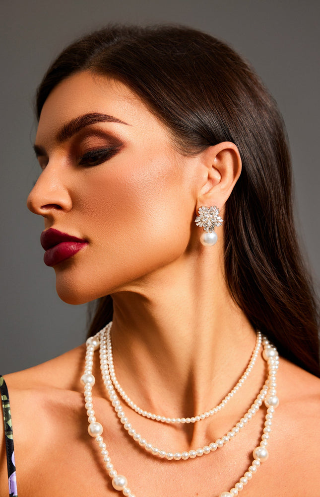 Zaha İnci ve Taş Detaylı Küpe