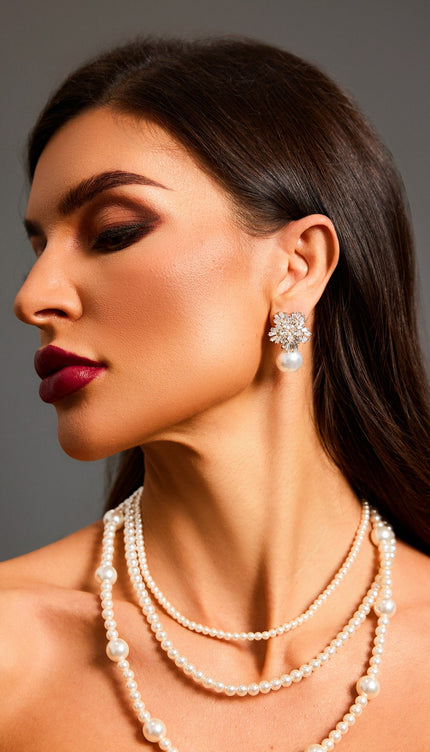 Zaha İnci ve Taş Detaylı Küpe