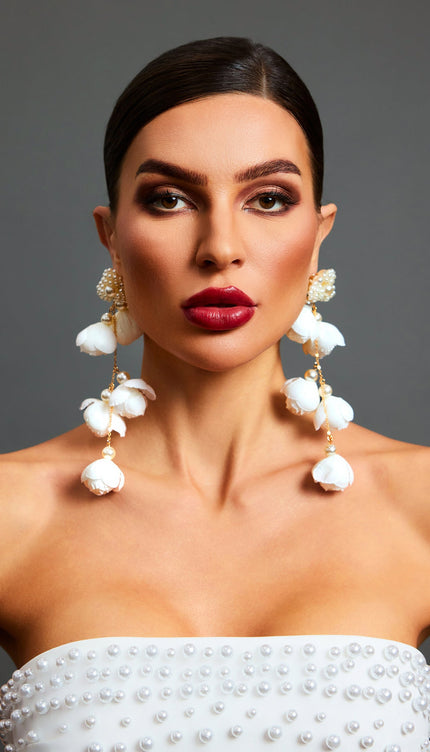 Lita Çiçek ve İnci Püsküllü Uzun Küpeler