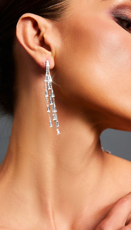 Niki Taş Detaylı Püskül Maksi Küpe