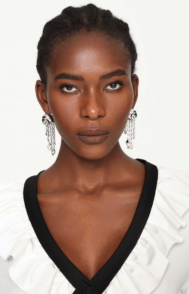 Kianala Metal Püskül ve İnci Küpe