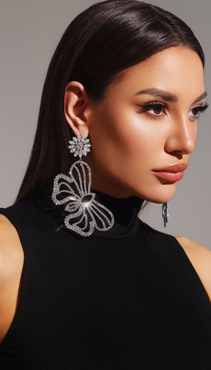 Kaia Kelebek Taş Detaylı Küpe