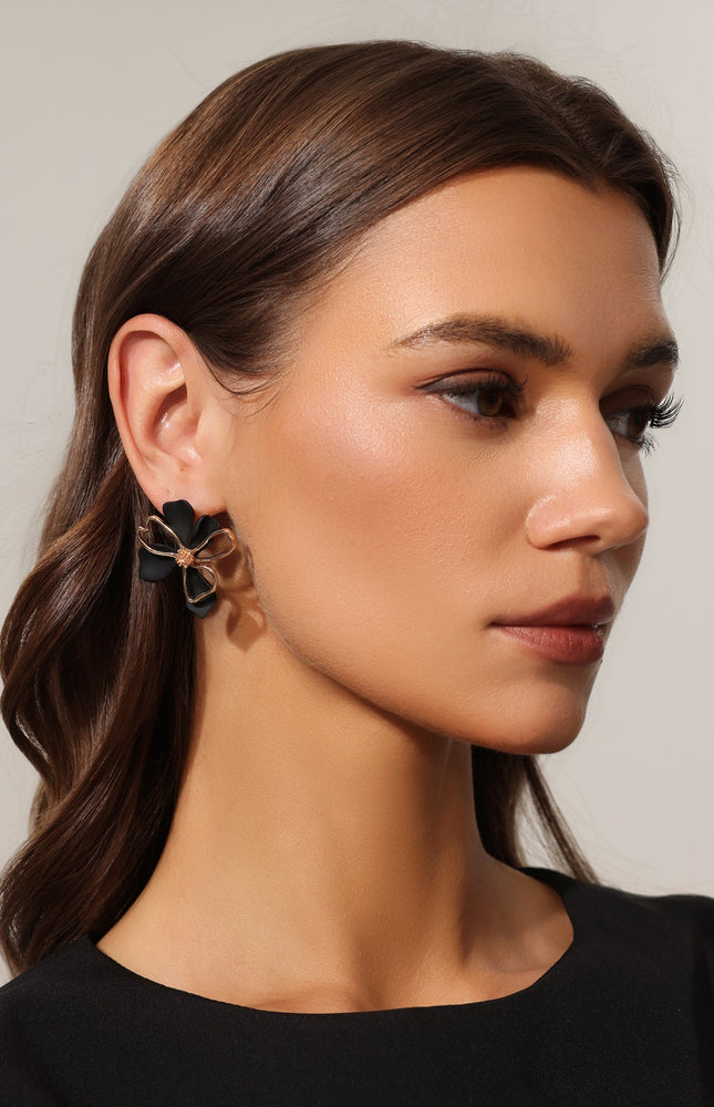 Kivi Çiçekli Metal Küpe