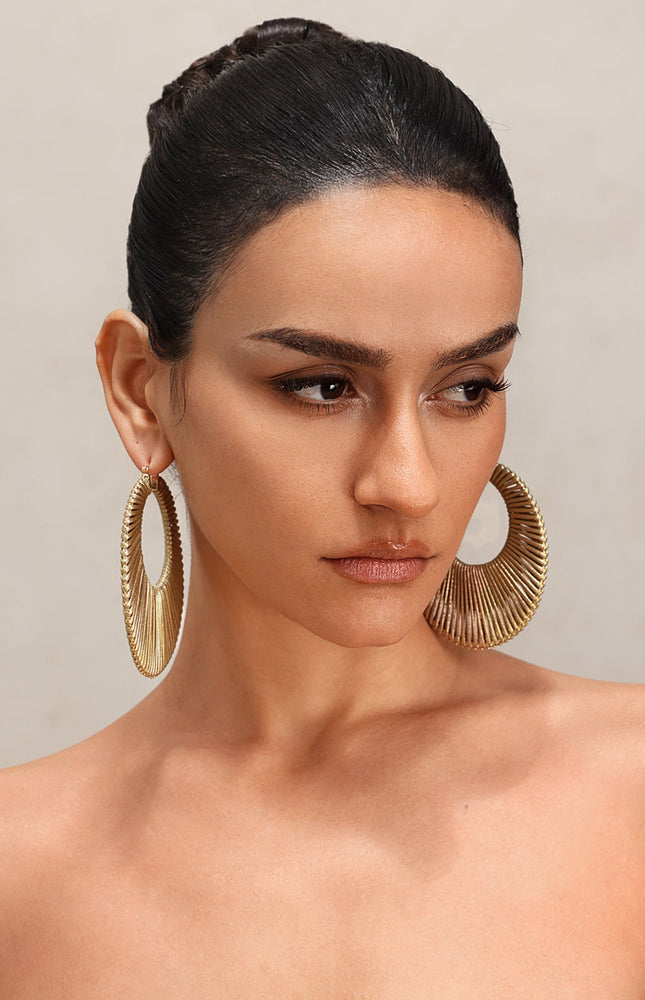 Keve Yuvarlak Örgü Küpe