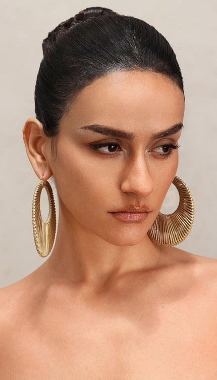 Keve Yuvarlak Örgü Küpe