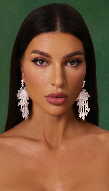 Suku Püsküllü Çiçekli İnci Küpeler