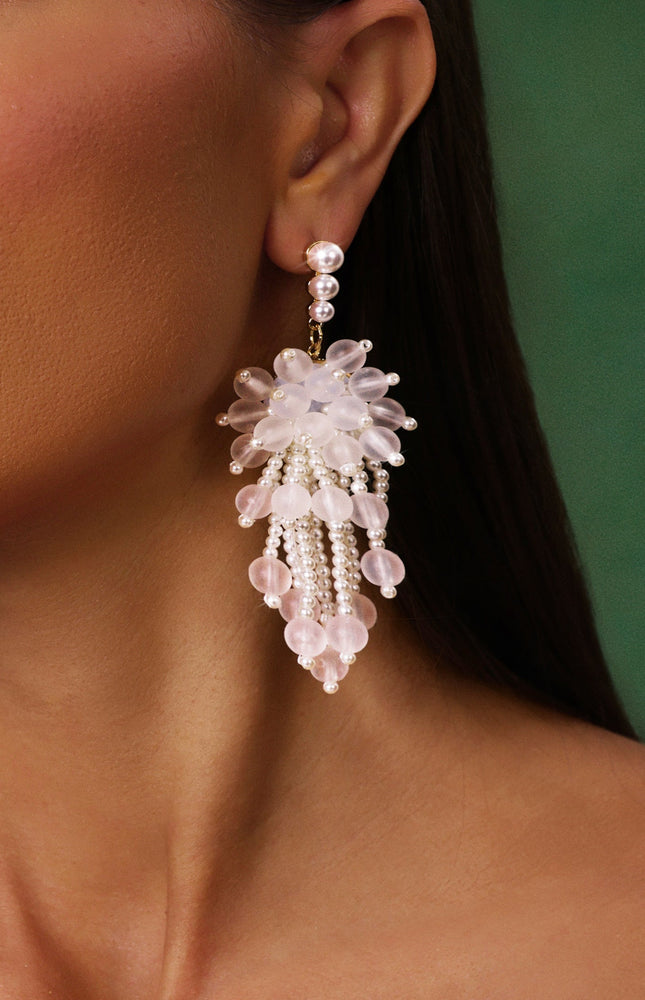 Suku Püsküllü Çiçekli İnci Küpeler