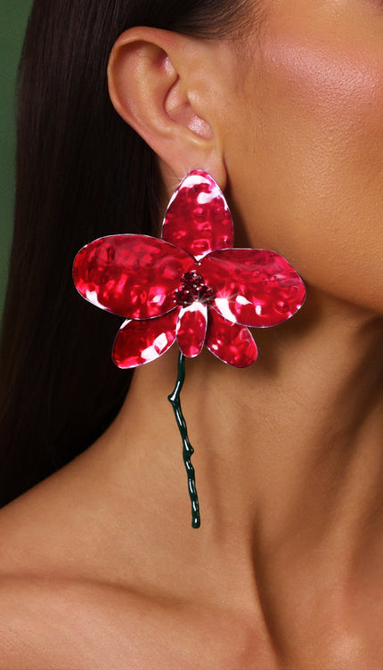 Mio Metal Çiçek Detaylı Küpeler