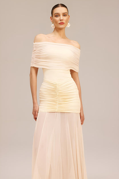 Omuz Açık Pileli Maksi Elbise