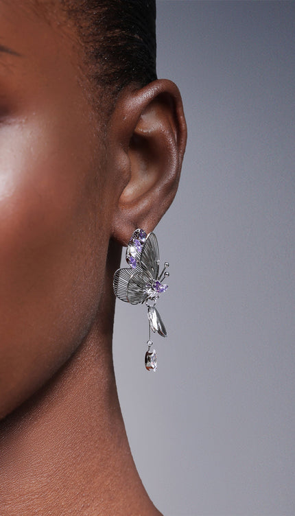 Kidia Kelebek Taş Detaylı Küpeler