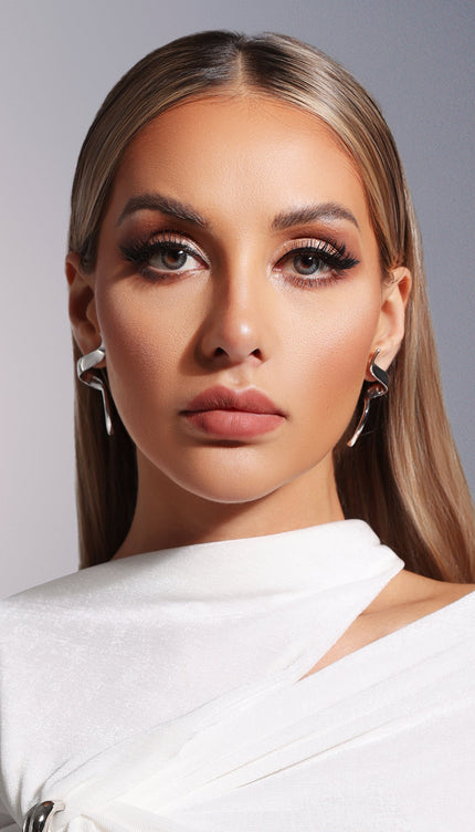 Zeytin Rengi Metal Küpe