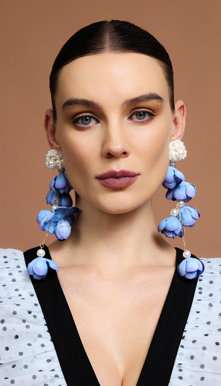 Delisy Çiçek ve İnci Püsküllü Küpe