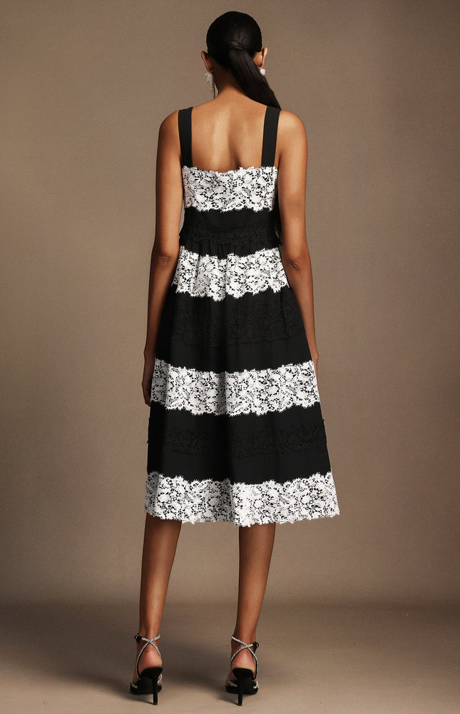 Noir & Blanc Dantel Elbise