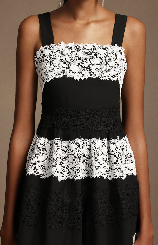 Noir & Blanc Dantel Elbise