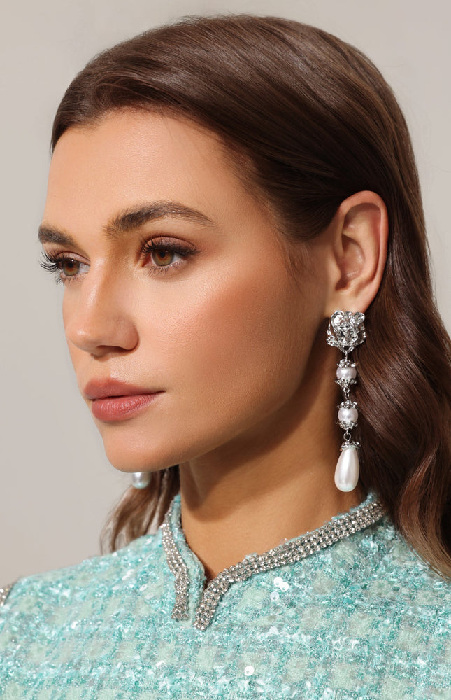 Teray İnci Püsküllü Asimetrik Küpeler