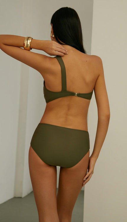 Asimetrik Kesim Tek Parça Mayo