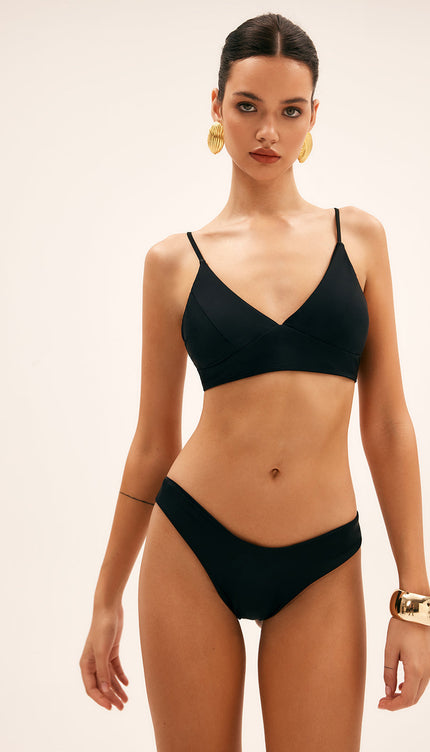 Minimalizm Katı Bikini Seti