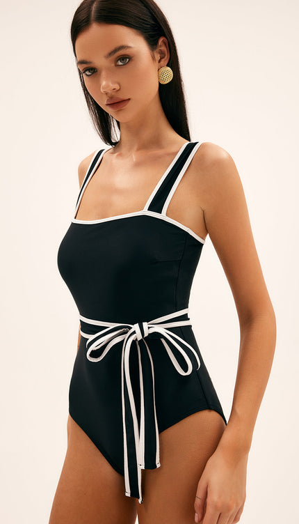 Kontrast Kuşaklı Mayo