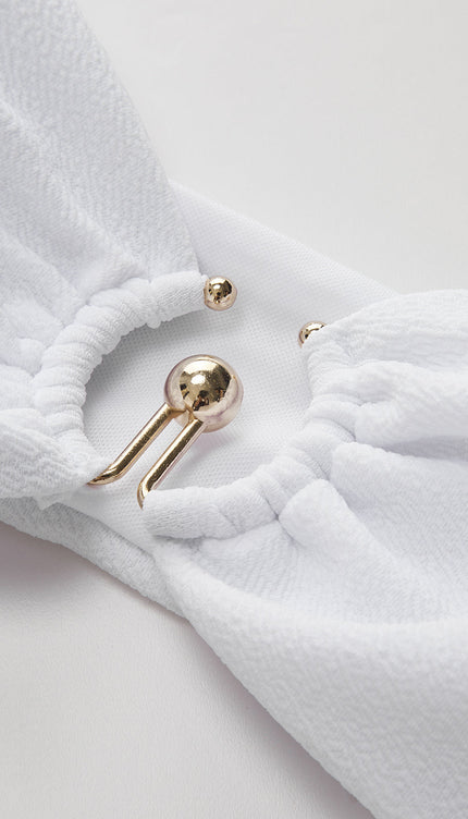 Halka Kesimli Göğüs Detay Bikini Takımı