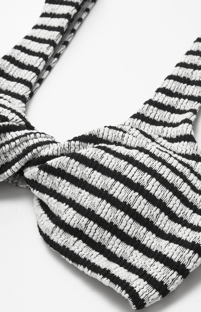 Düğümlü Çizgili Örgü Bikini Takımı