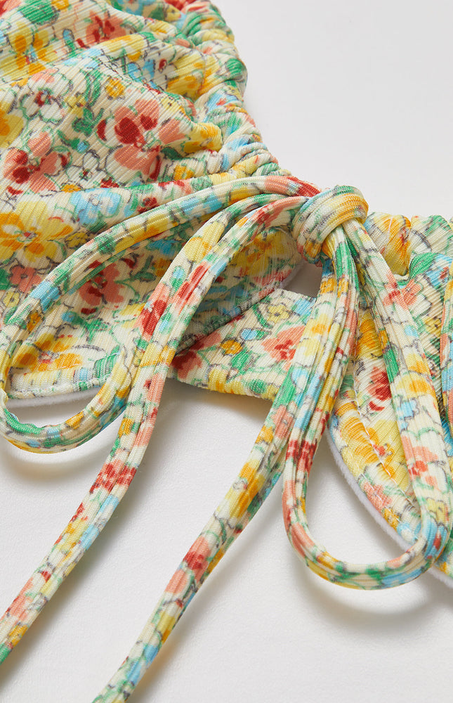 Çiçek Desenli Önden Bağlamalı Bikini Takımı