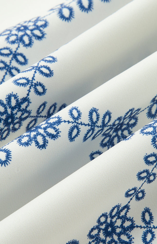 İşlemeli Kolsuz Kravat Sırtlı Etek Takım