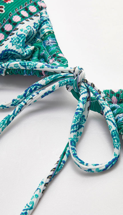 Çiçekli Önden Bağlamalı Bikini Takımı