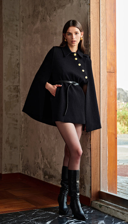 Altın Düğmeli Cepli Kemerli Pelerin