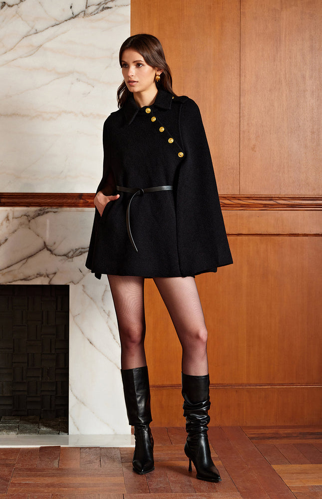 Altın Düğmeli Cepli Kemerli Pelerin