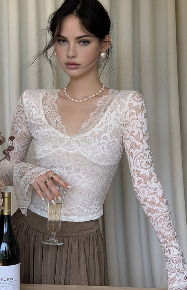 Volanlı Manşetli Dantel Tişört