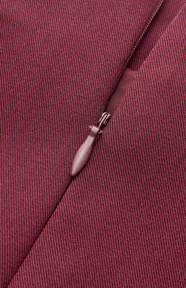 Trendy Asimetrik Yırtmaçlı Mini Etek