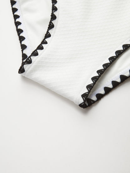 Şık Tek Omuz CutOut Biye Detay Mayo