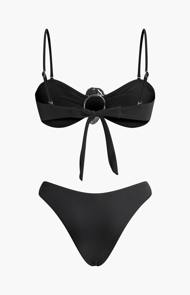 Metal Detaylı Bağlama Bikini Takımı