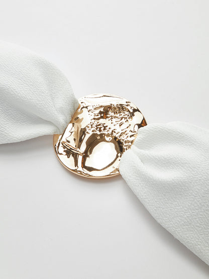 Etekli Altın Detaylı Bikini Takımı