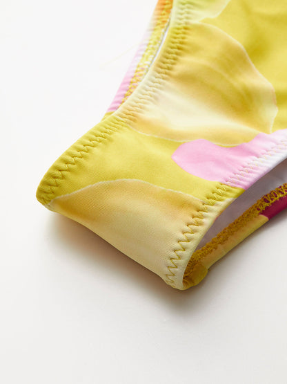 Çiçek Desenli Boyundan Bağlama Bikini Takımı