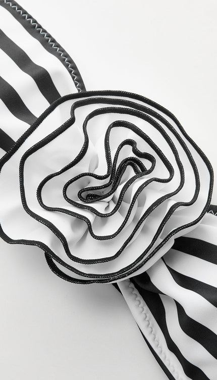 Şık Çizgili Bandeau Bikini Takımı