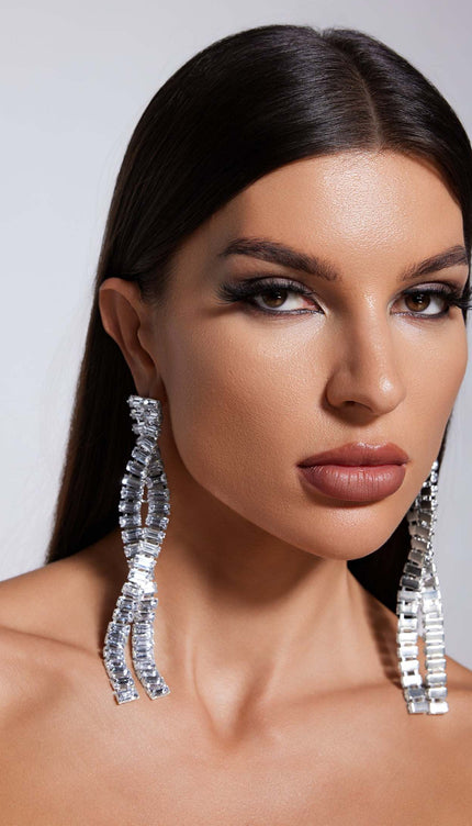 Henlina Çift Sıralı Taş Detaylı Küpeler