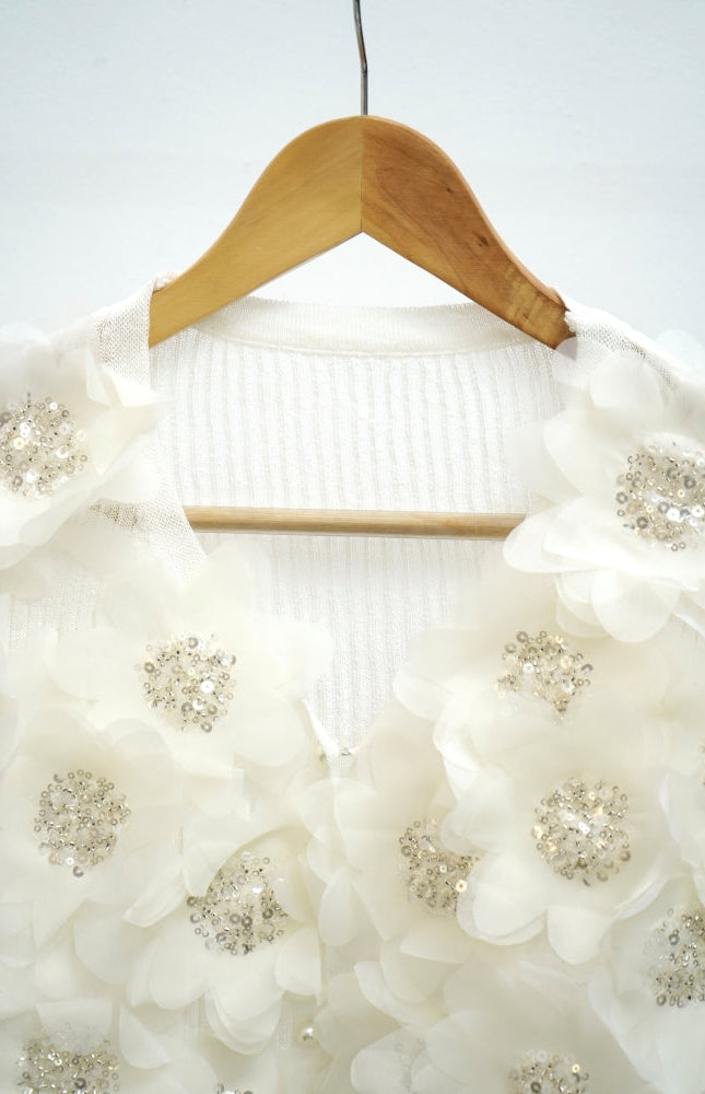 Blossom İşlemeli Üst