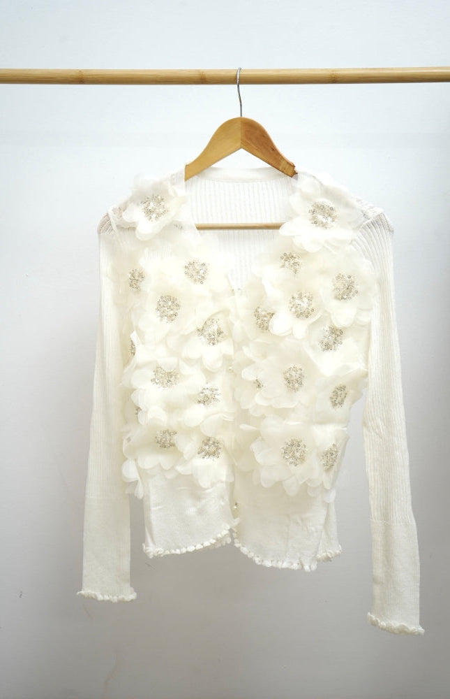 Blossom İşlemeli Üst