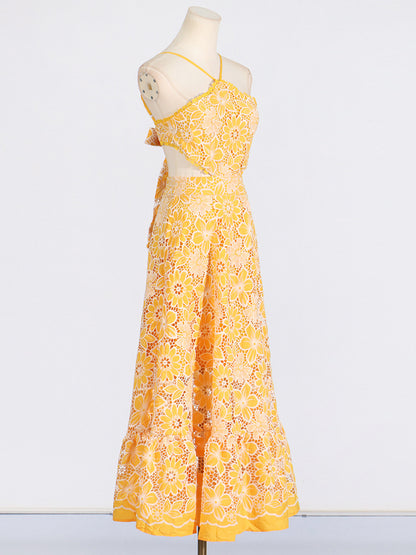 Çiçek Desenli Dantel Kolsuz Elbise