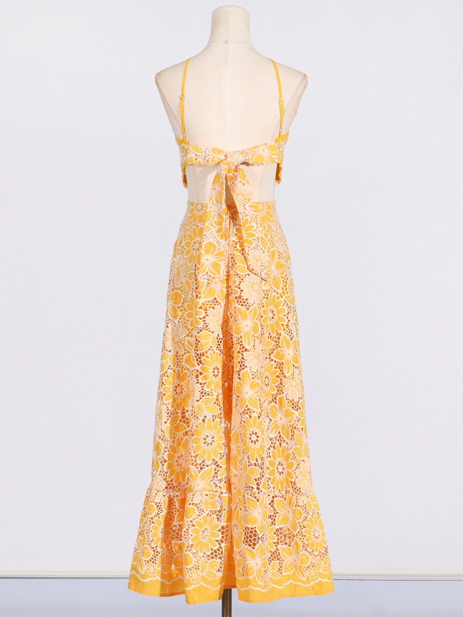 Çiçek Desenli Dantel Kolsuz Elbise