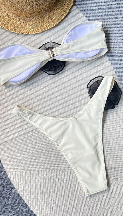 Gül Detay Bikini Takımı