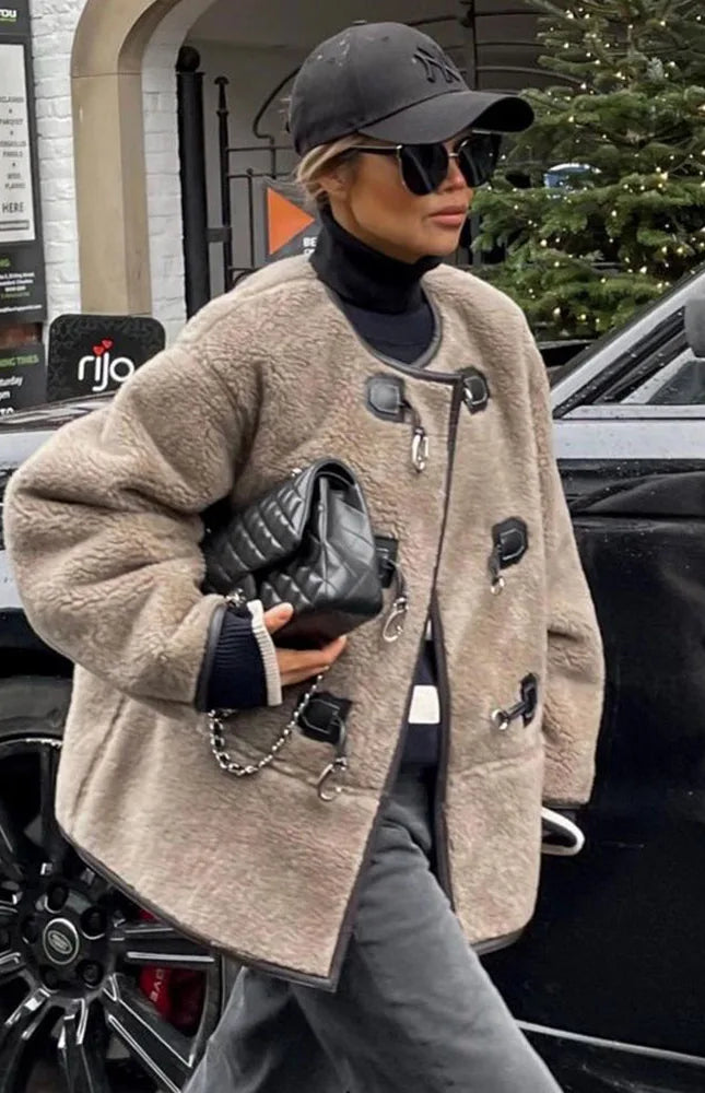 Kısa Kürklü Ceket Mont