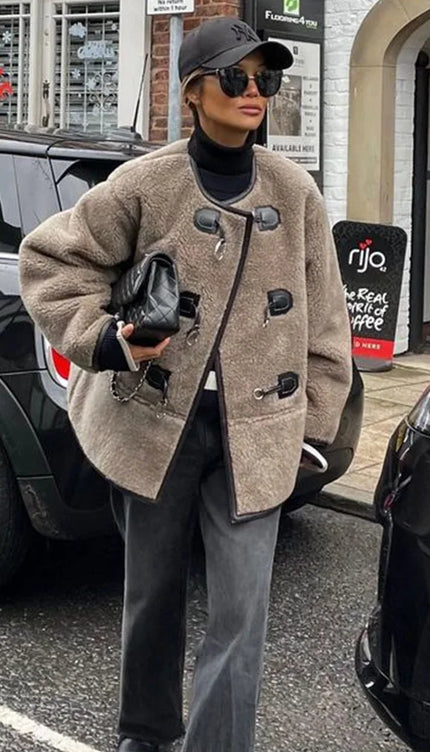 Kısa Kürklü Ceket Mont