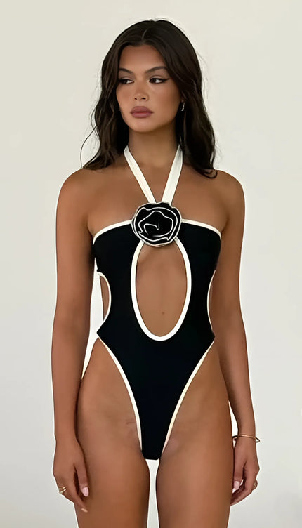 Göbeği Açık Gül Detay Mayokini